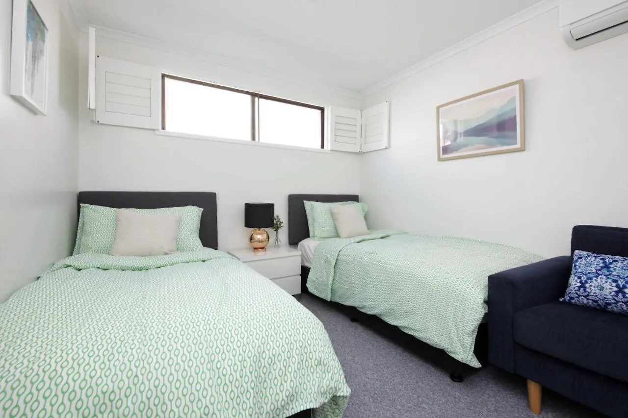 River Access 2 Bathroom Noosa Heads With Kayak And Bikes Apartment